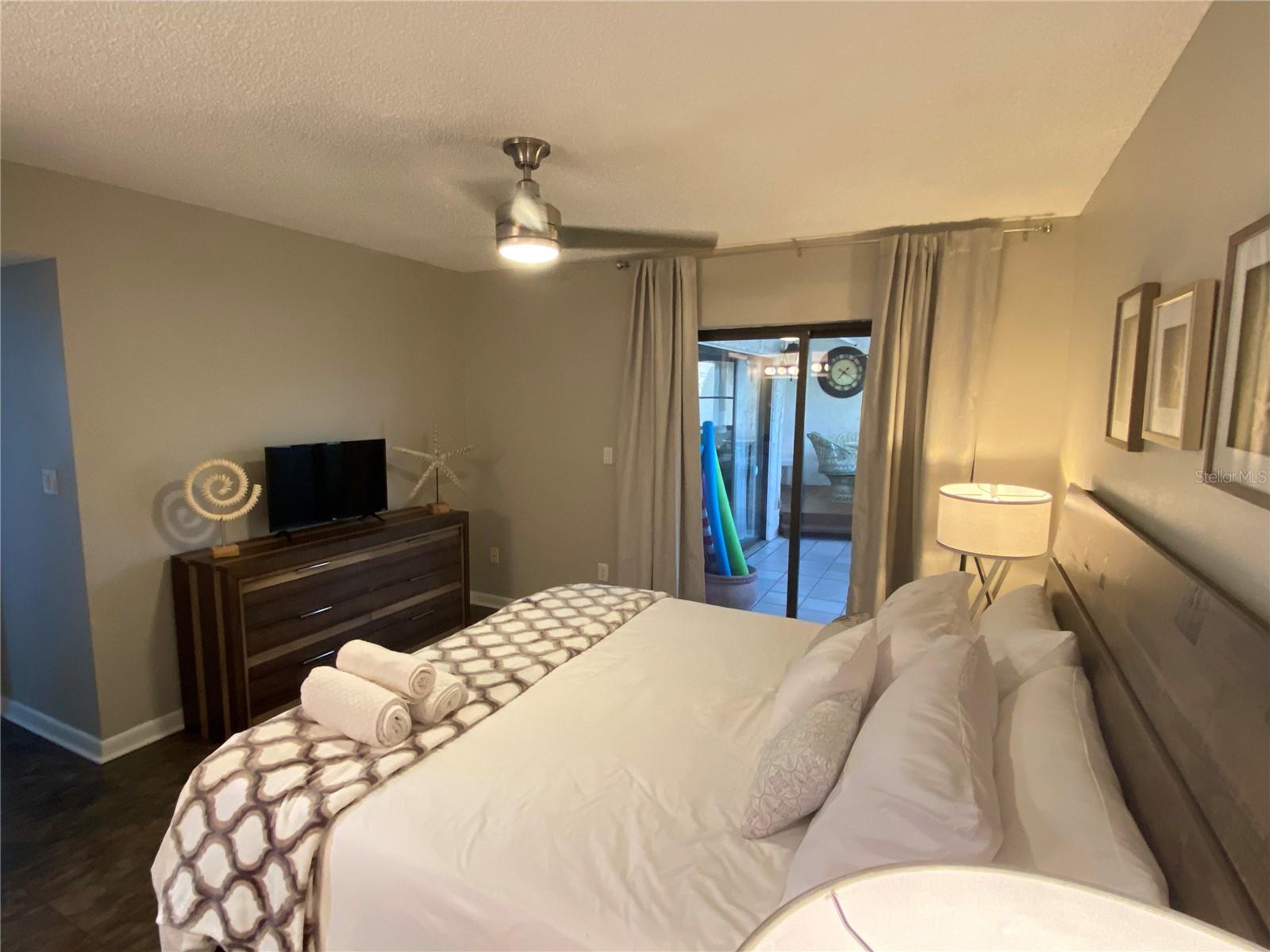 Image 22 of 54 For 2587 Cyprus Drive 3-214