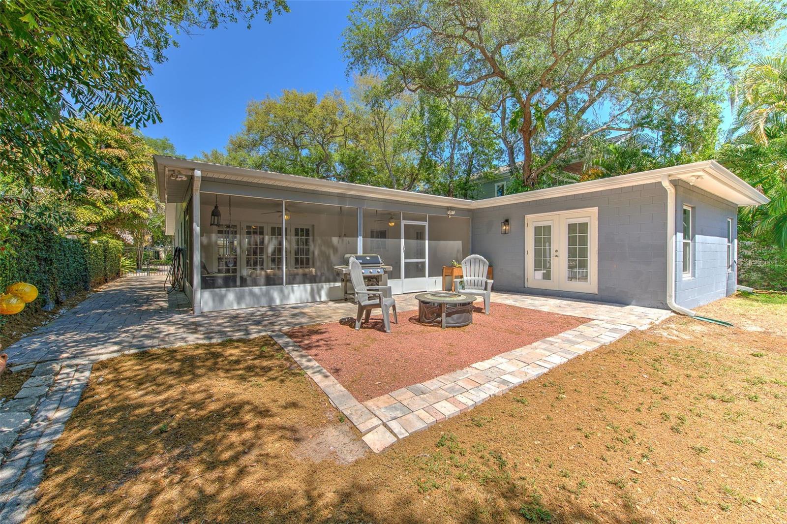 Image 21 of 28 For 3208 Hawthorne Road