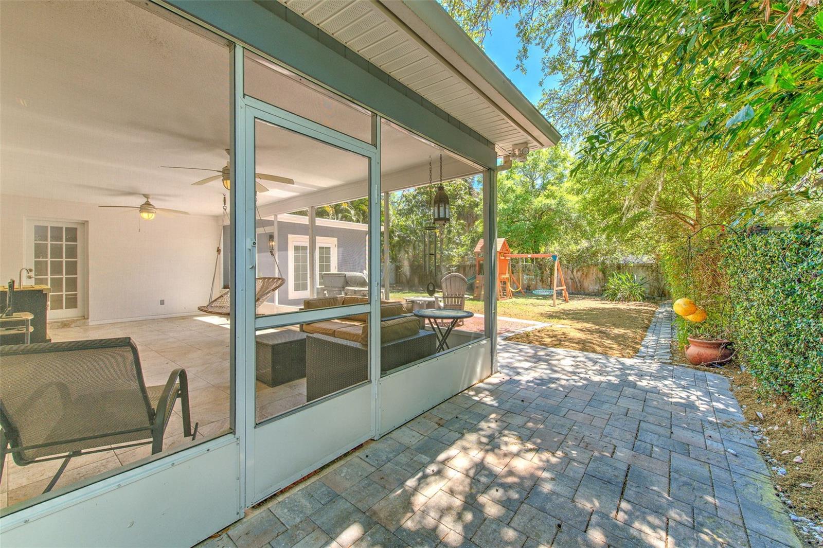 Image 22 of 28 For 3208 Hawthorne Road