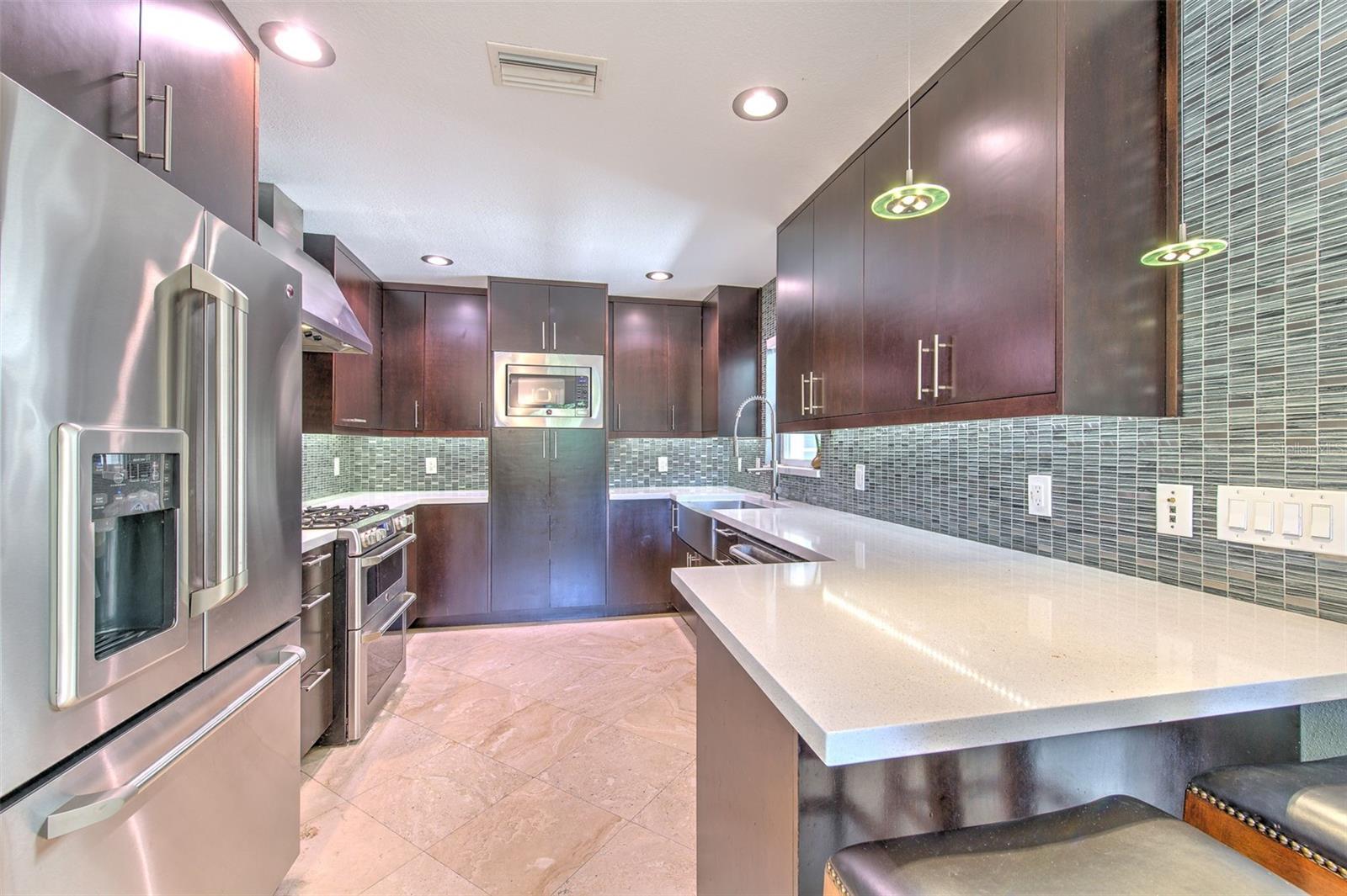 Image 7 of 28 For 3208 Hawthorne Road