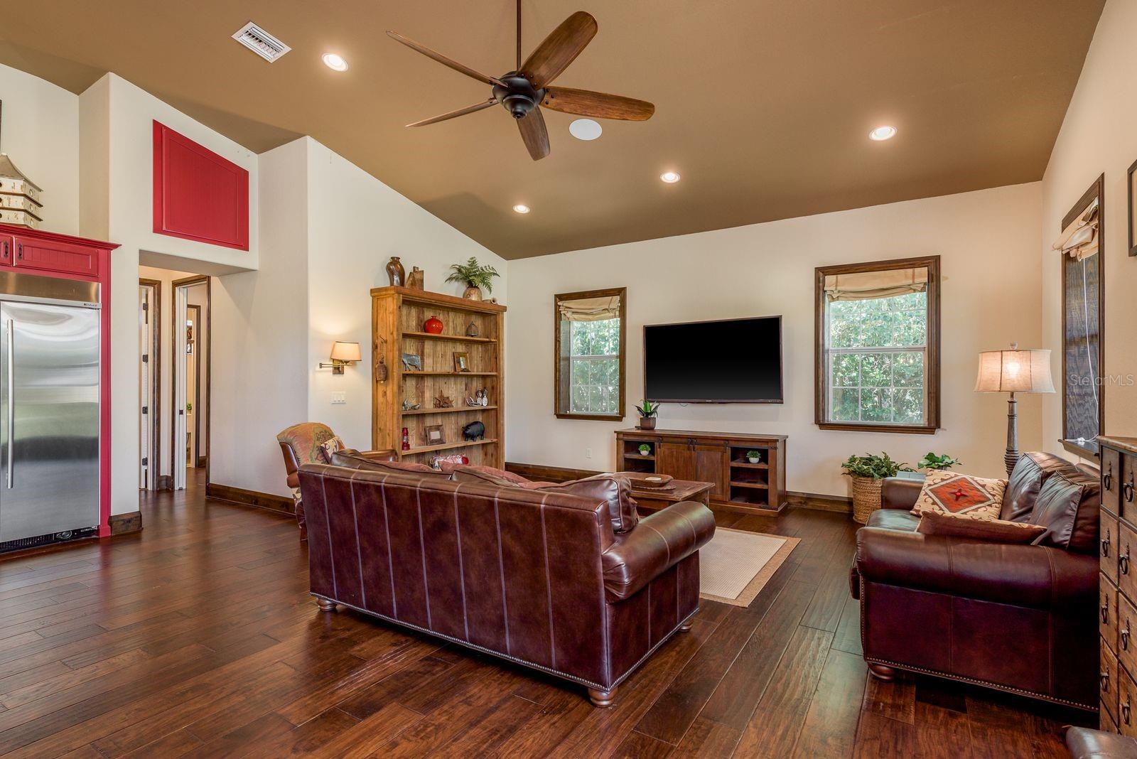 Image 10 of 40 For 19018 Blake Road