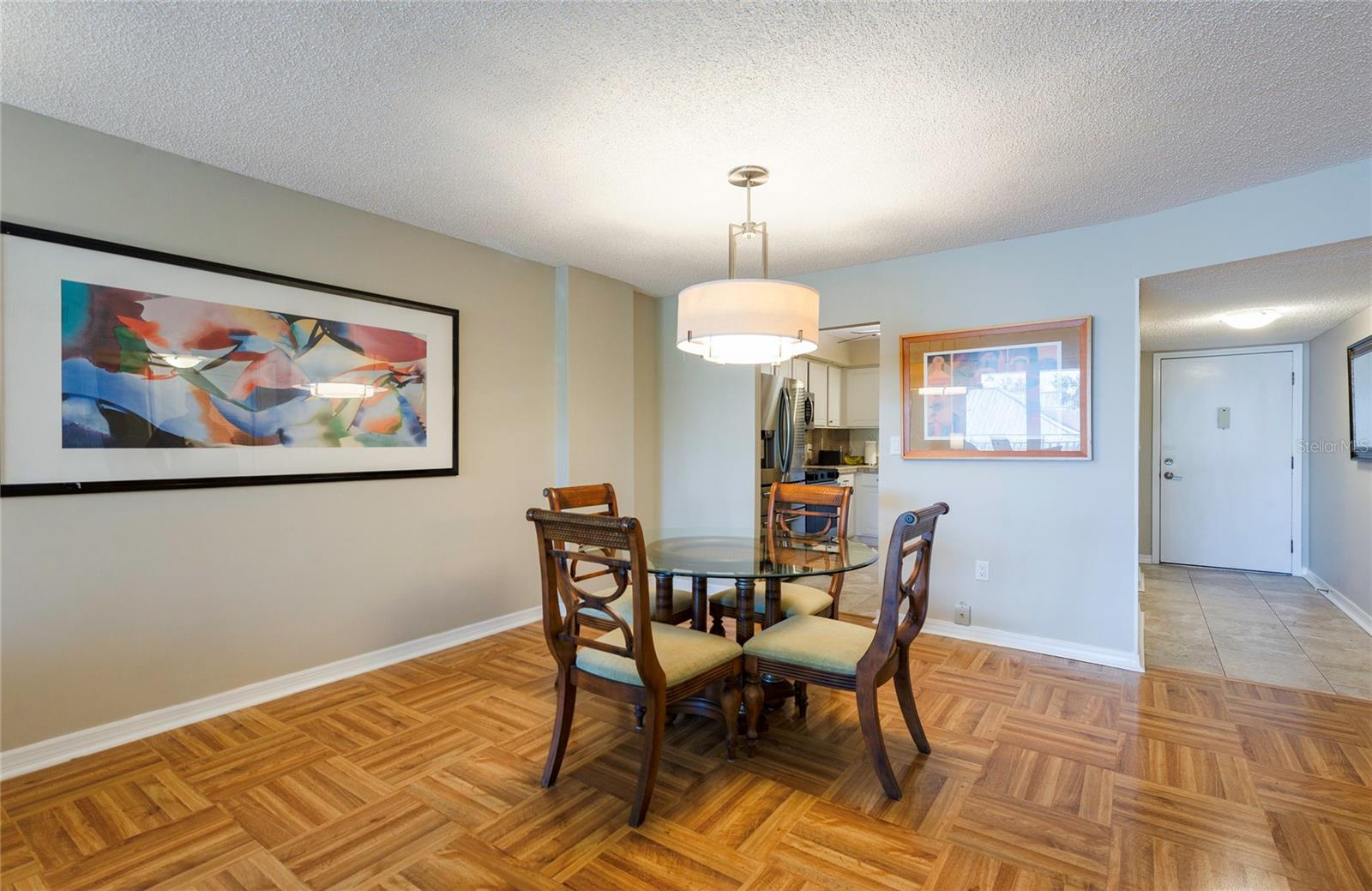 Image 11 of 48 For 700 Beach Drive Ne 406