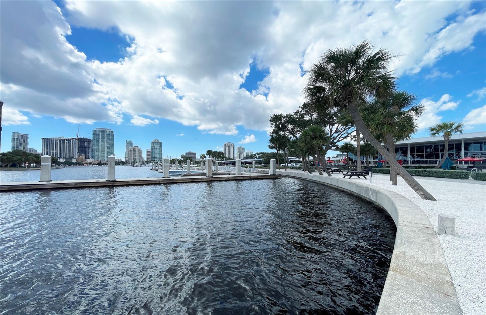 Image 47 of 48 For 700 Beach Drive Ne 406