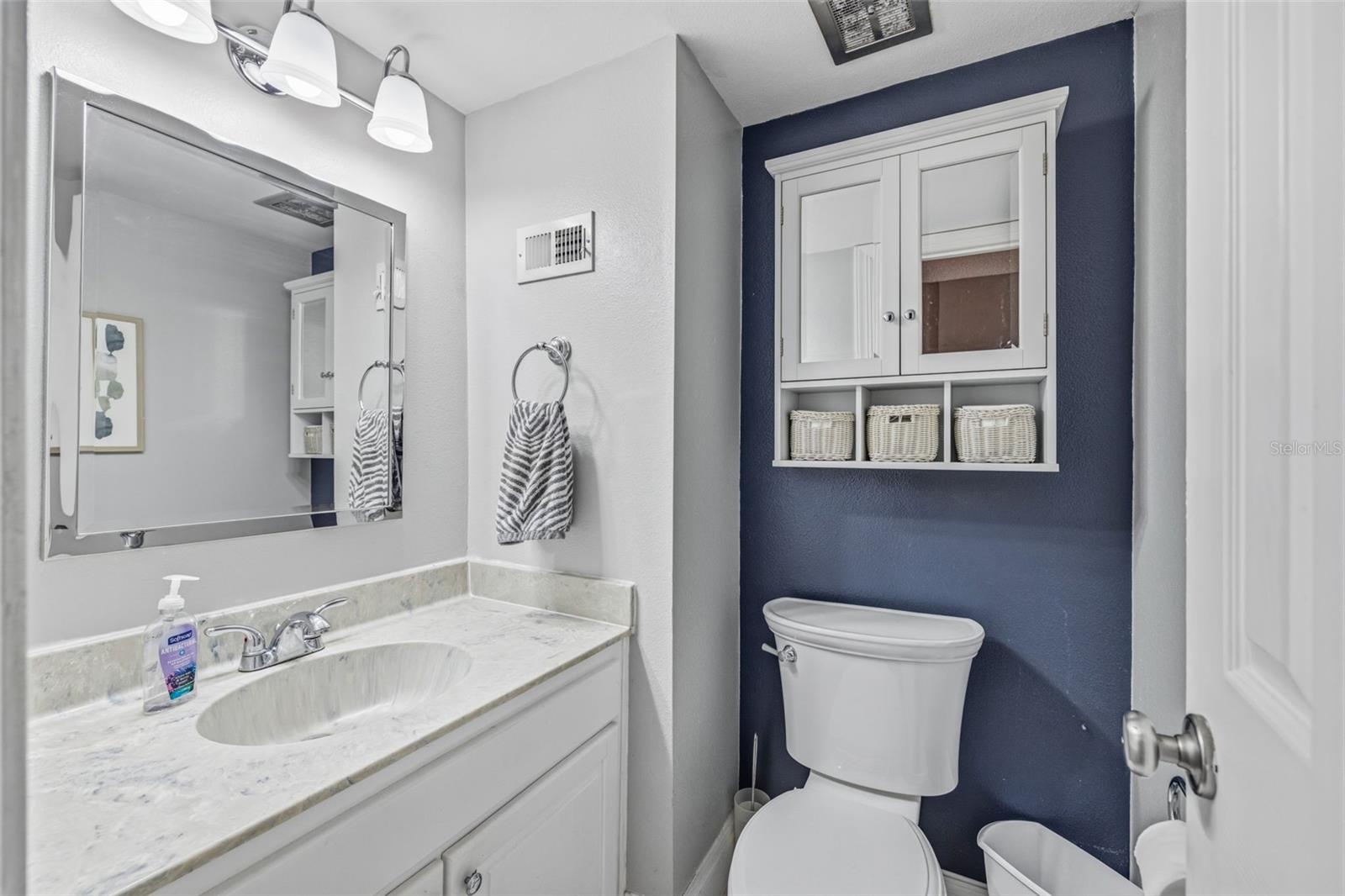 Image 10 of 34 For 4507 La Villa Lane