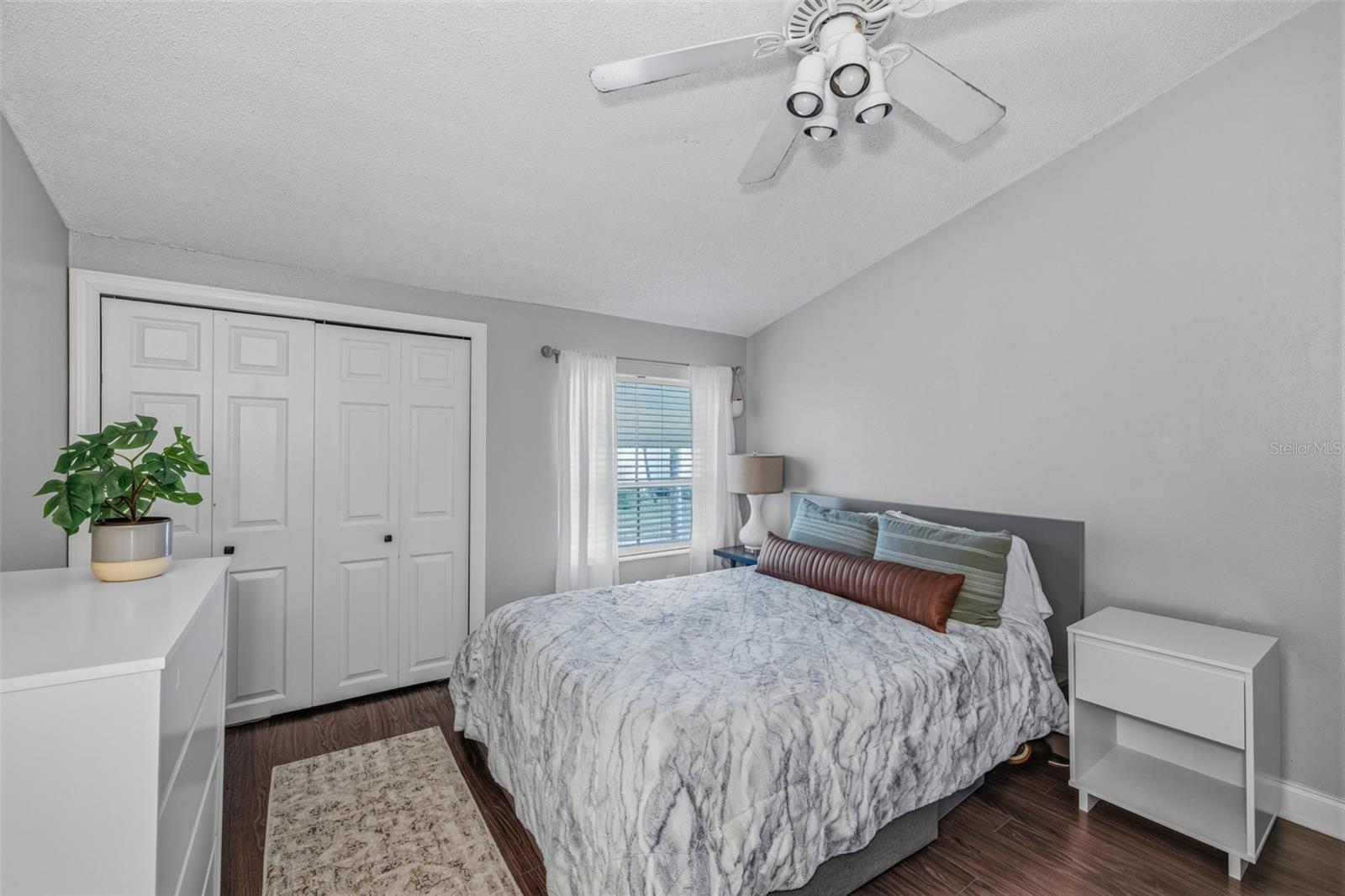 Image 11 of 34 For 4507 La Villa Lane