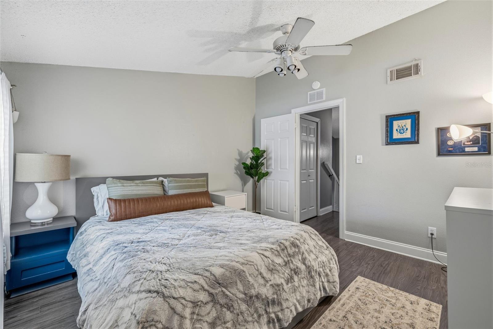 Image 12 of 34 For 4507 La Villa Lane