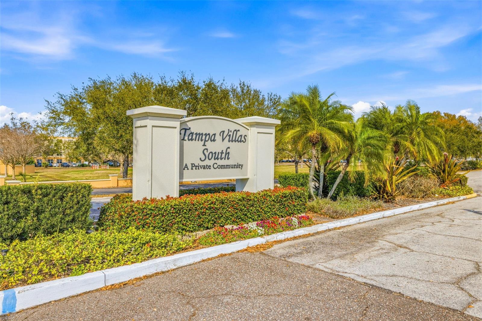 Image 21 of 34 For 4507 La Villa Lane