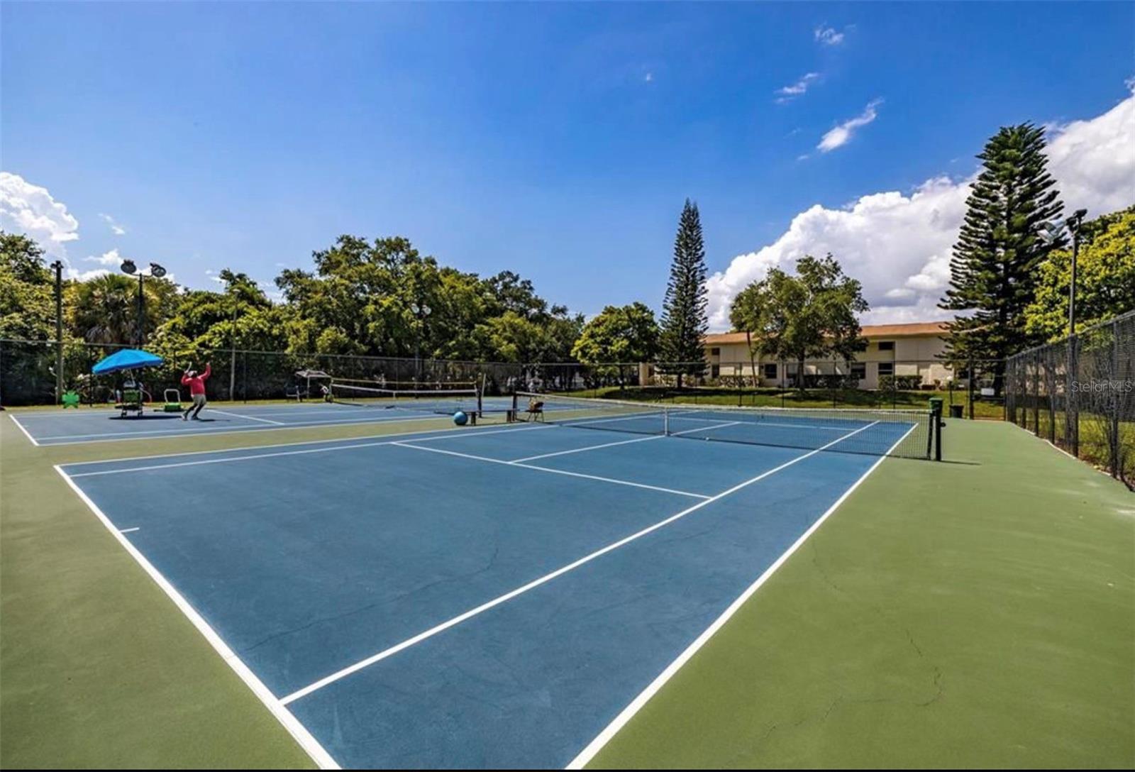 Image 25 of 34 For 4507 La Villa Lane