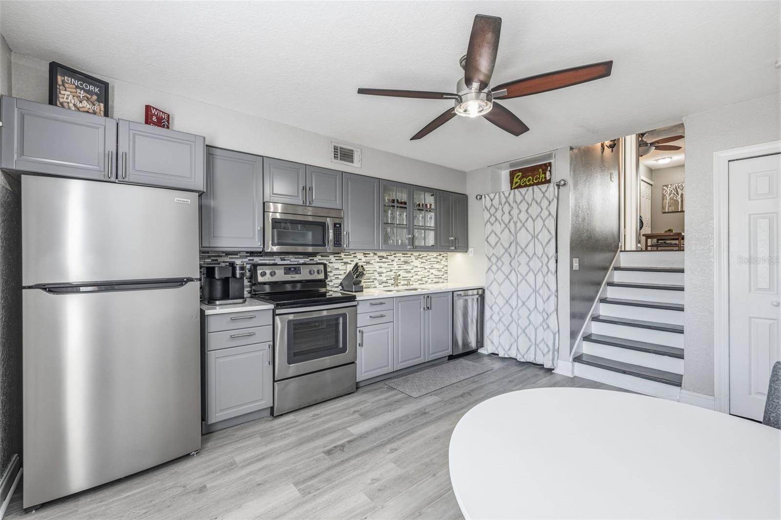 Image 6 of 34 For 4507 La Villa Lane