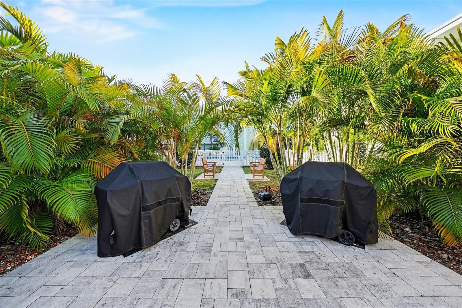 Image 30 of 30 For 701 Poinsettia Road 240