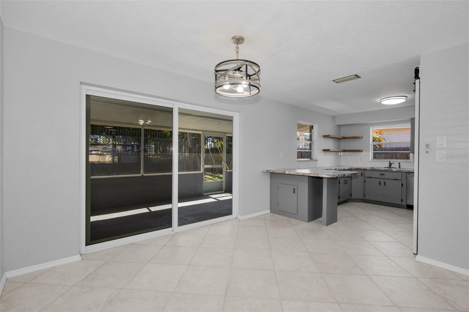 Listing photo id 20 for 5449 63rd Way N