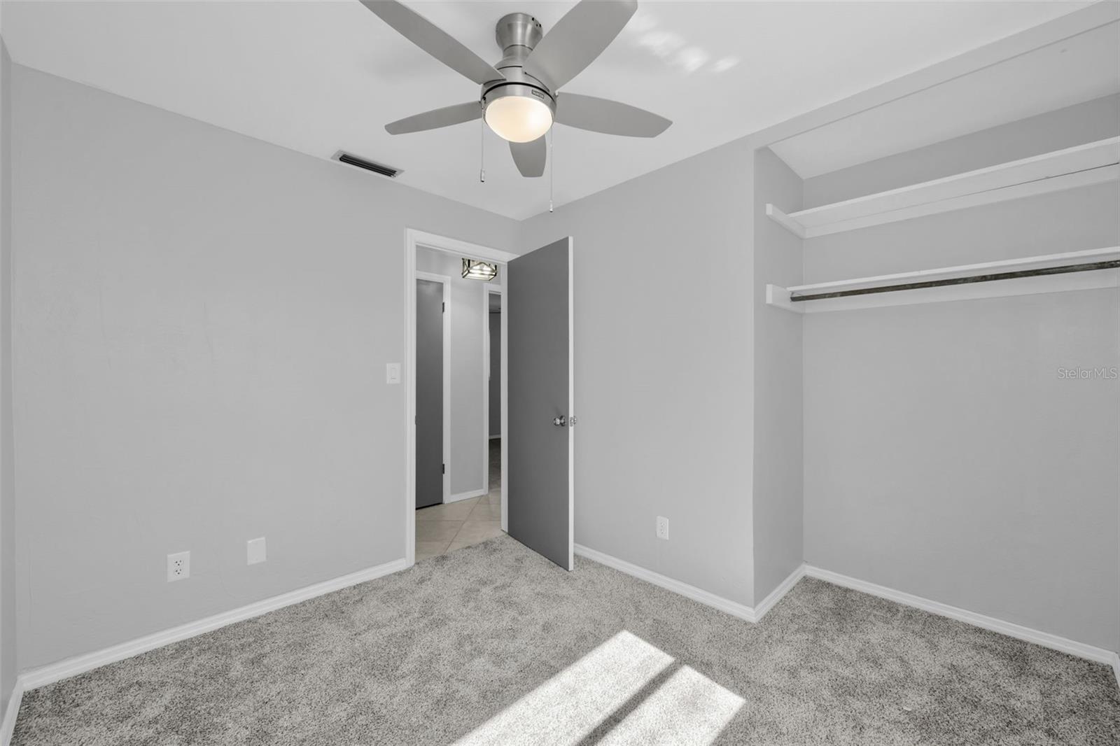 Listing photo id 29 for 5449 63rd Way N