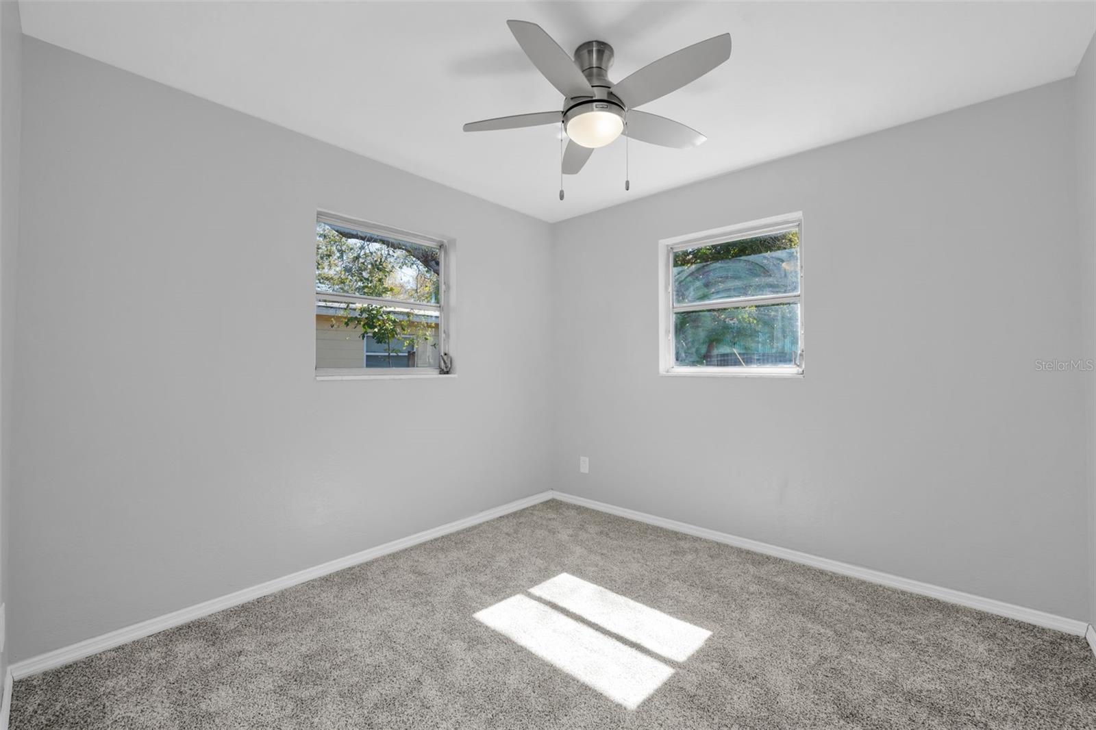 Listing photo id 30 for 5449 63rd Way N