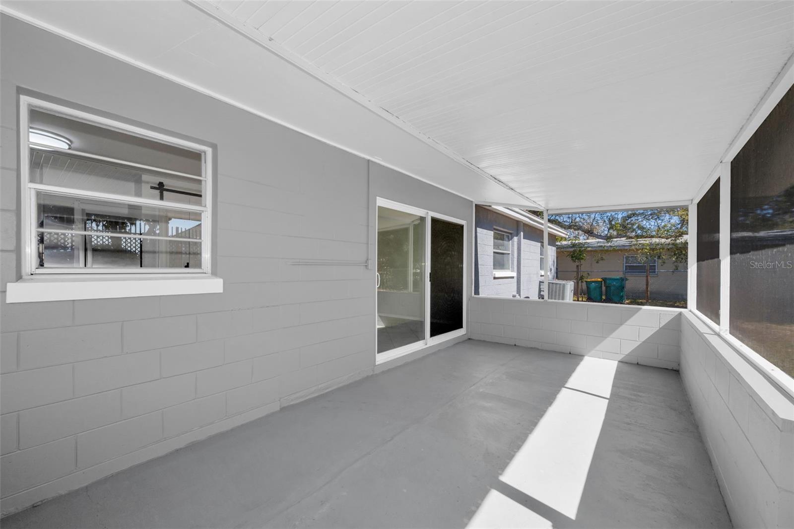 Listing photo id 42 for 5449 63rd Way N