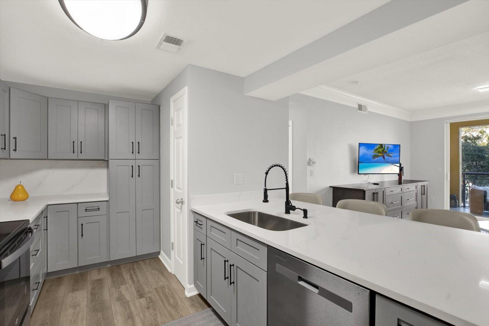 Image 14 of 44 For 345 Bayshore Boulevard 302