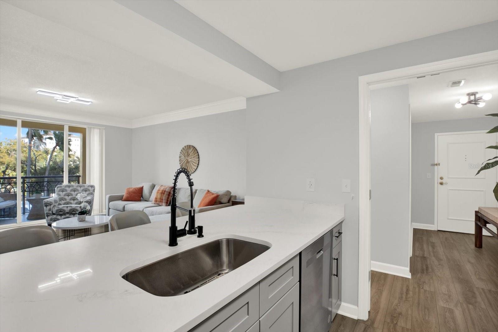 Image 15 of 44 For 345 Bayshore Boulevard 302