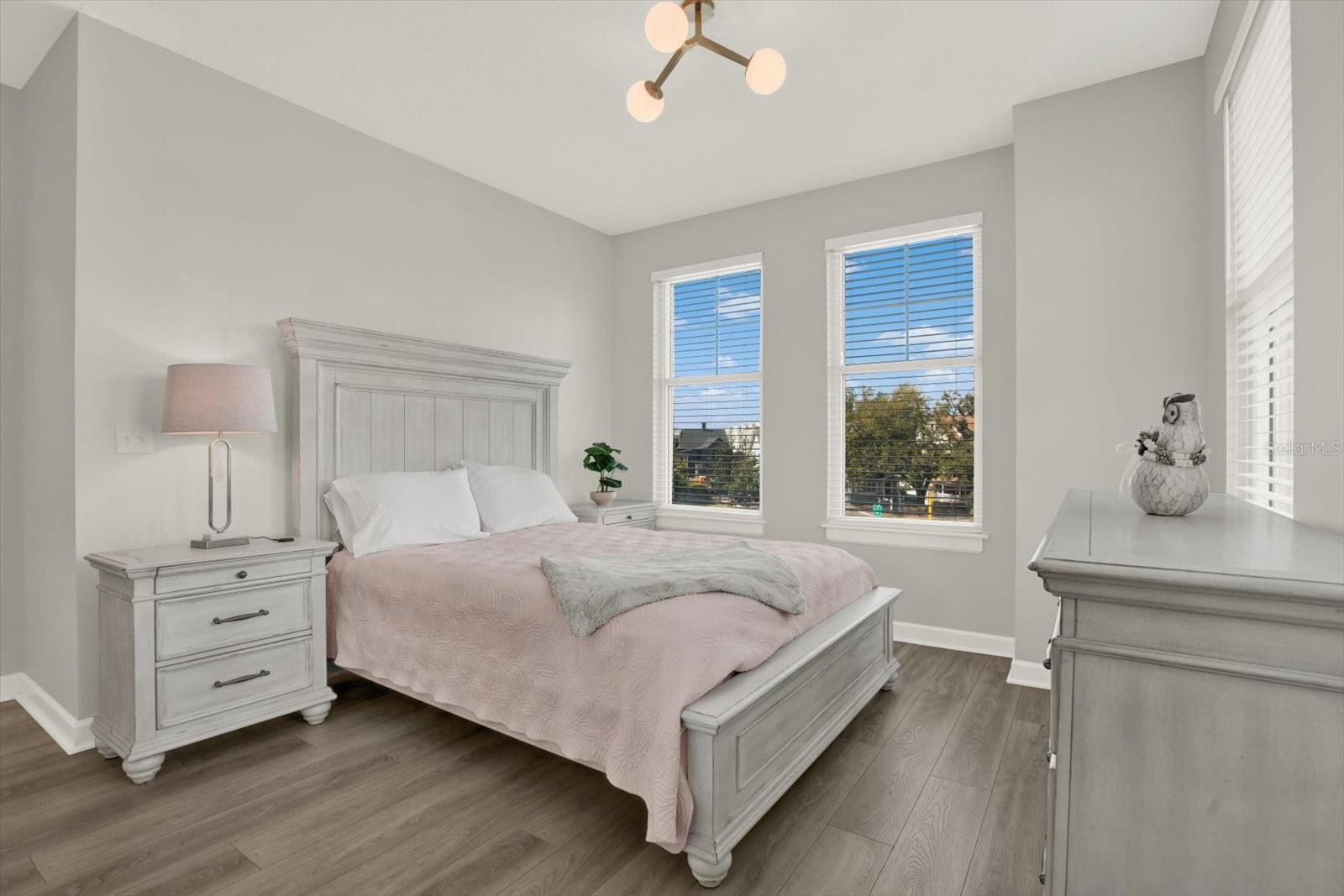 Image 17 of 44 For 345 Bayshore Boulevard 302