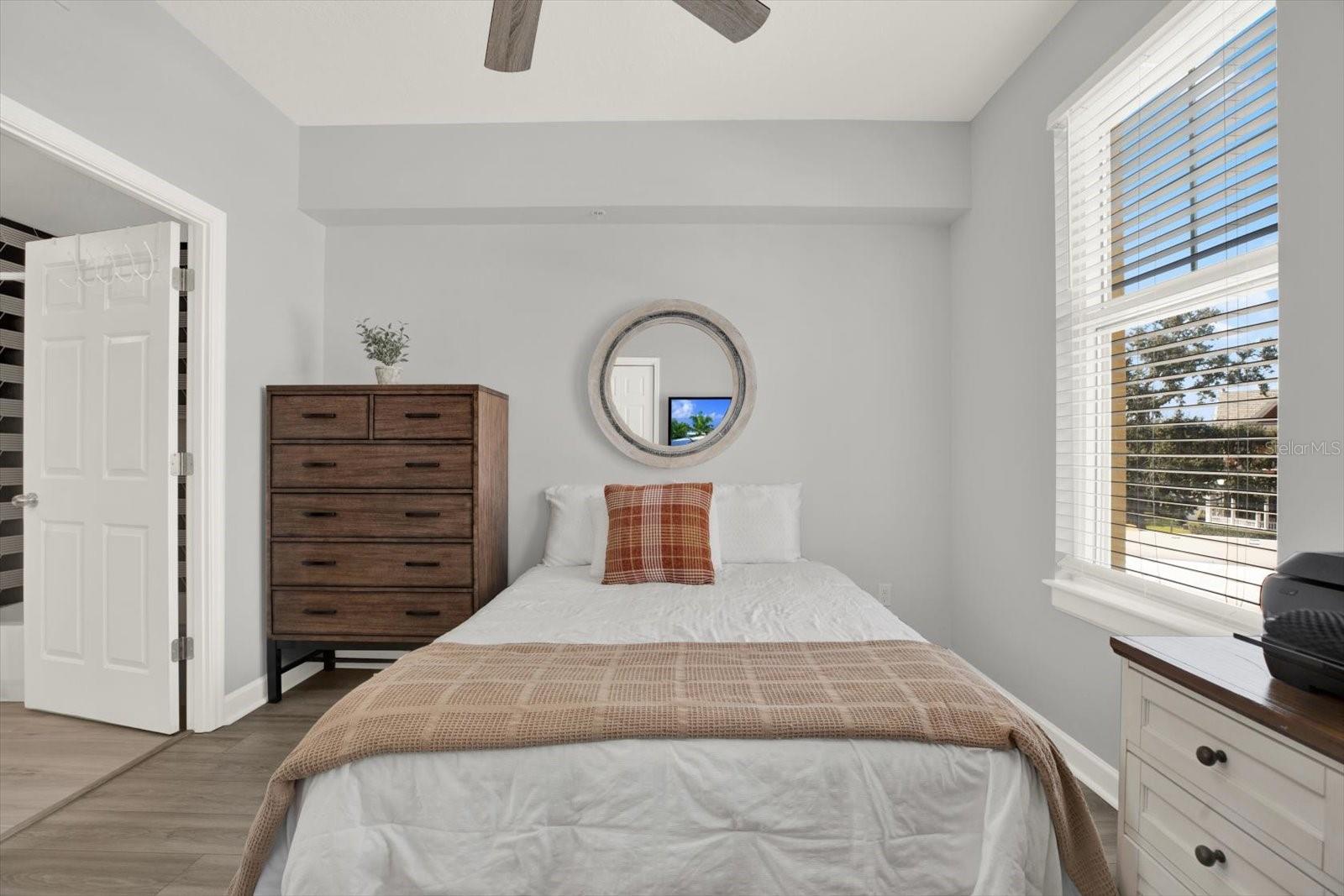 Image 24 of 44 For 345 Bayshore Boulevard 302