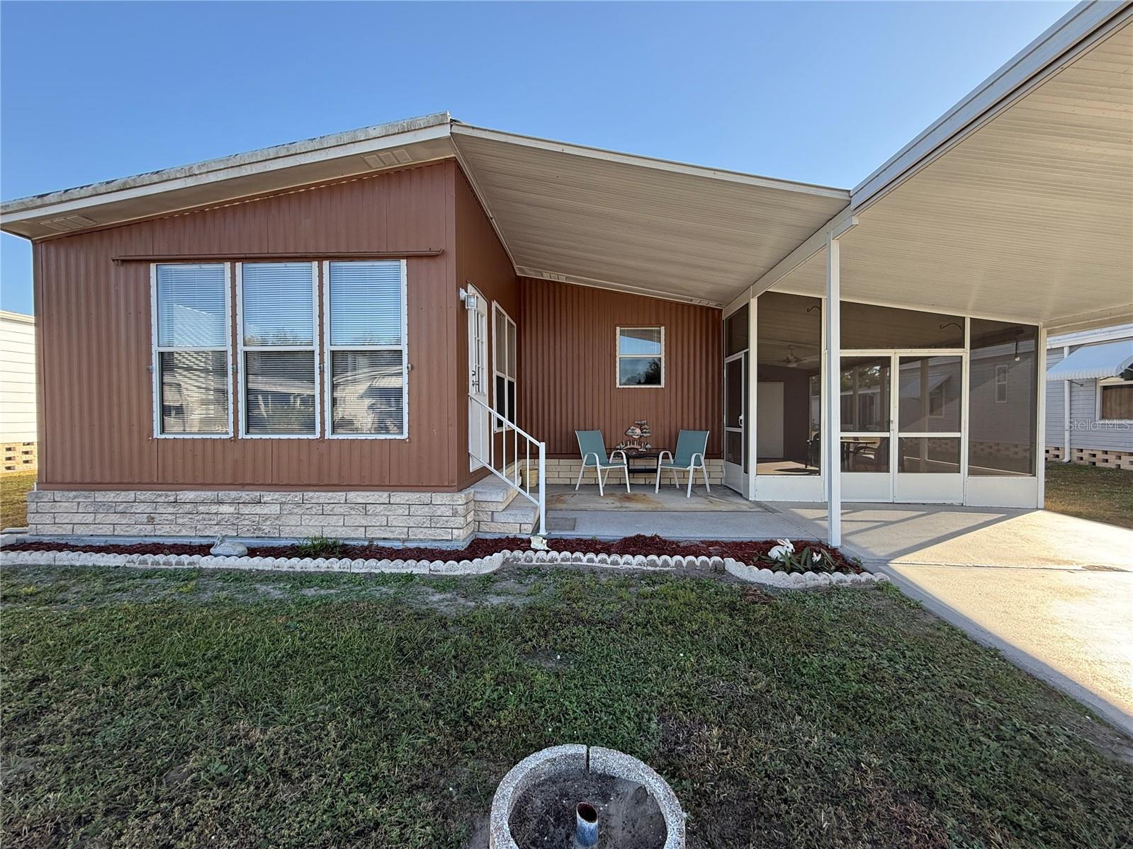 Image 8 of 14 For 225 Saint Thomas Circle