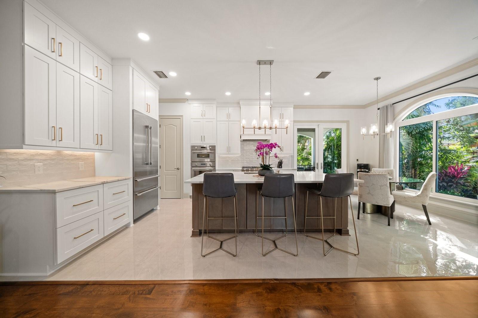 Listing photo id 9 for 3 Formosa Avenue