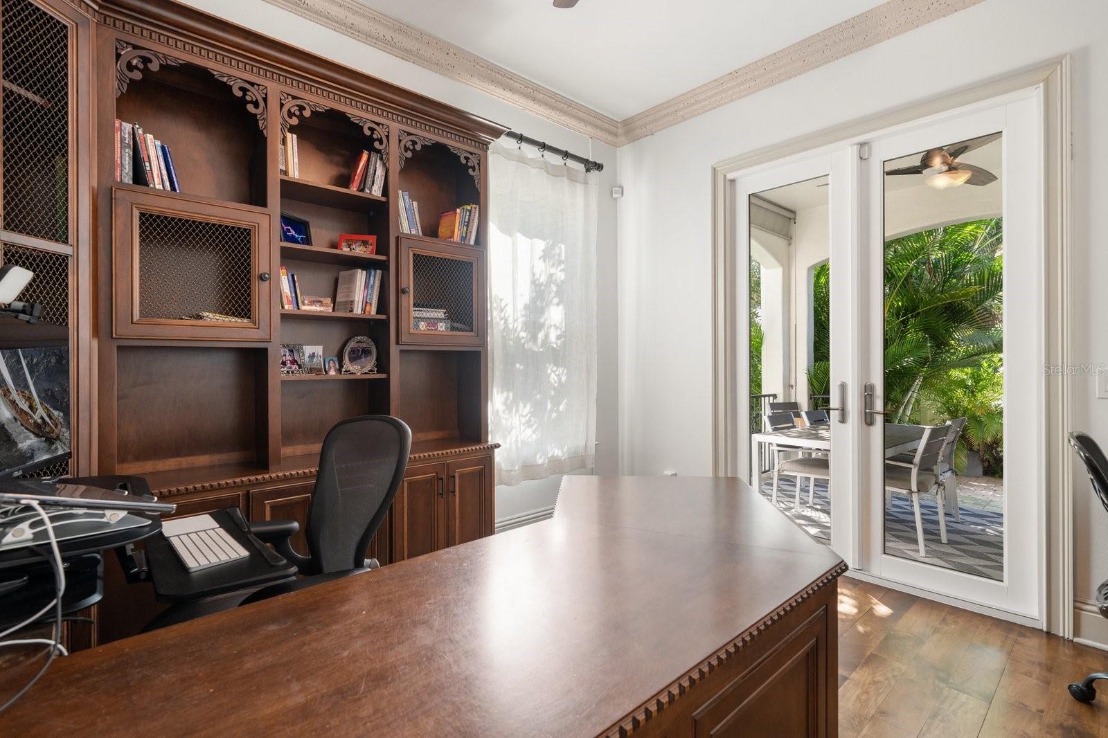 Listing photo id 18 for 3 Formosa Avenue