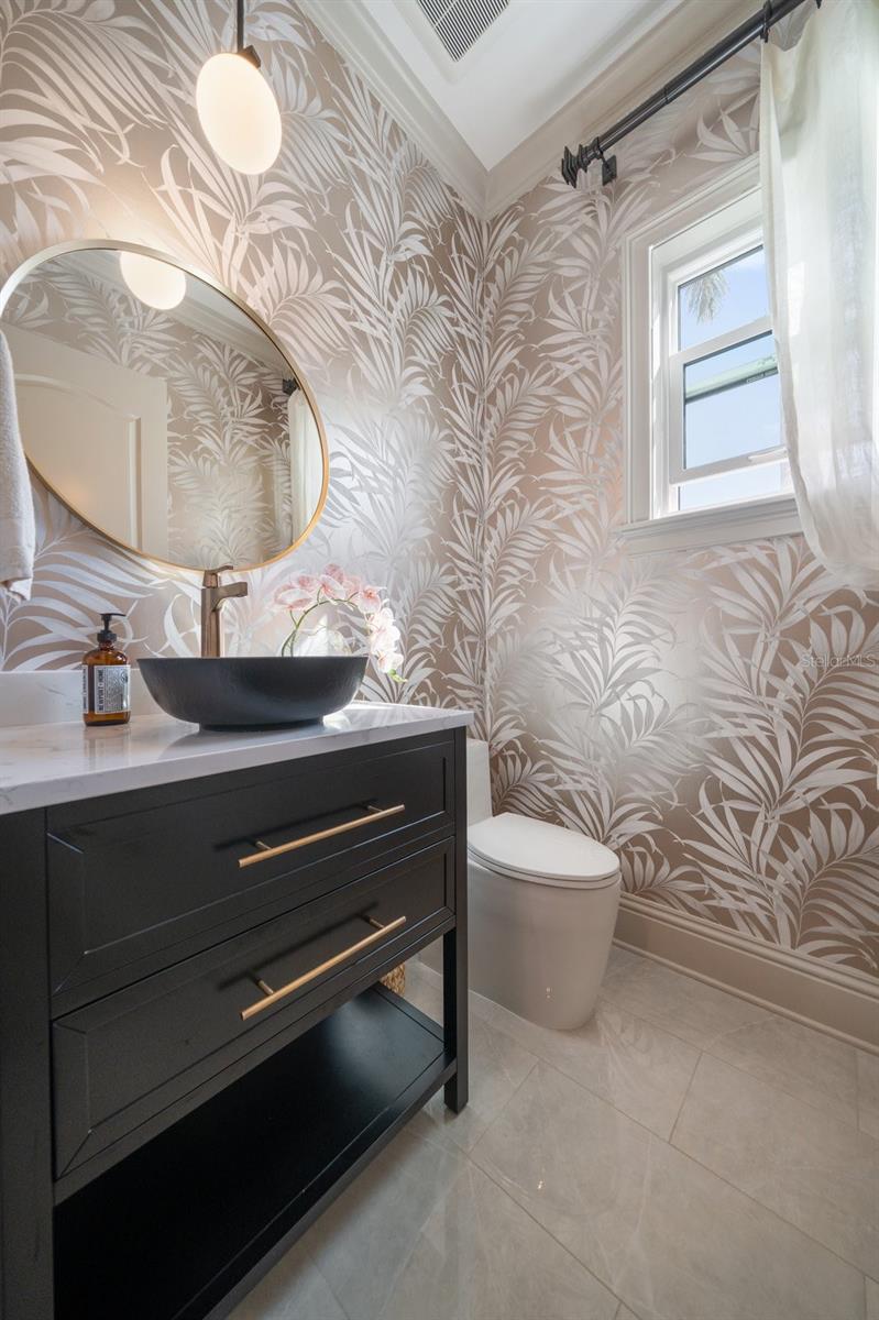 Listing photo id 19 for 3 Formosa Avenue