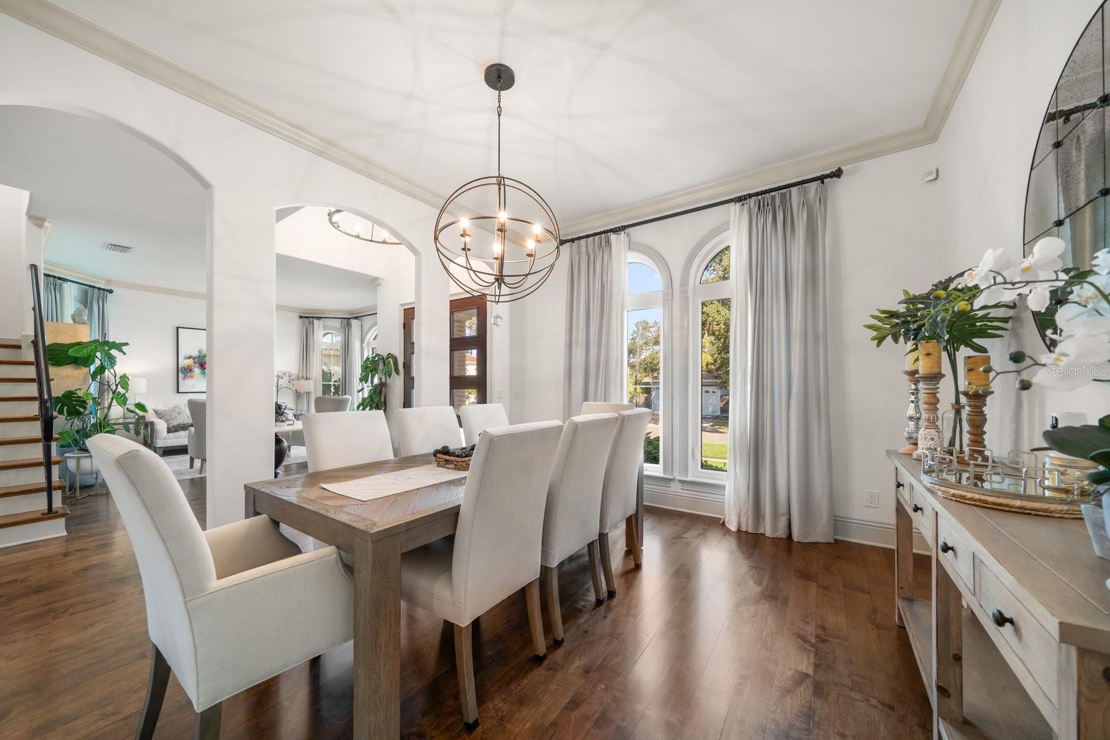 Listing photo id 6 for 3 Formosa Avenue