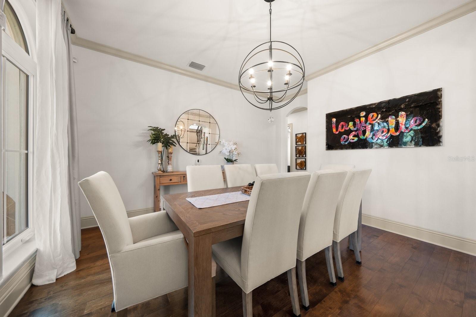 Listing photo id 7 for 3 Formosa Avenue