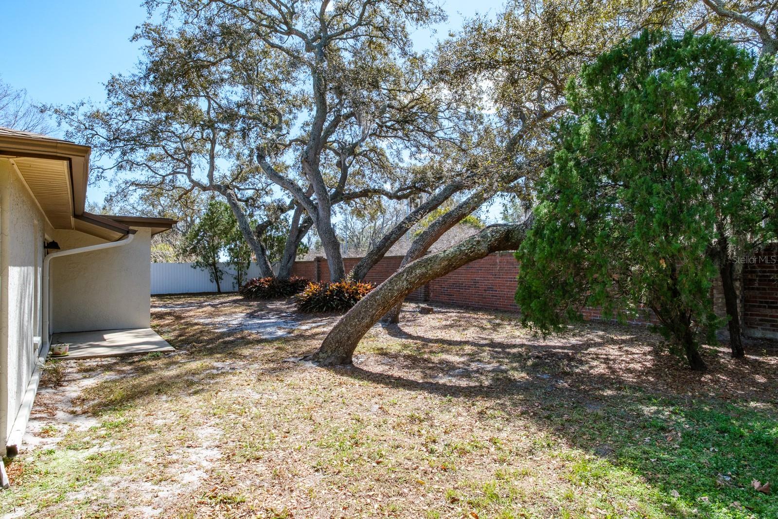 Image 13 of 72 For 2860 Longleaf Lane