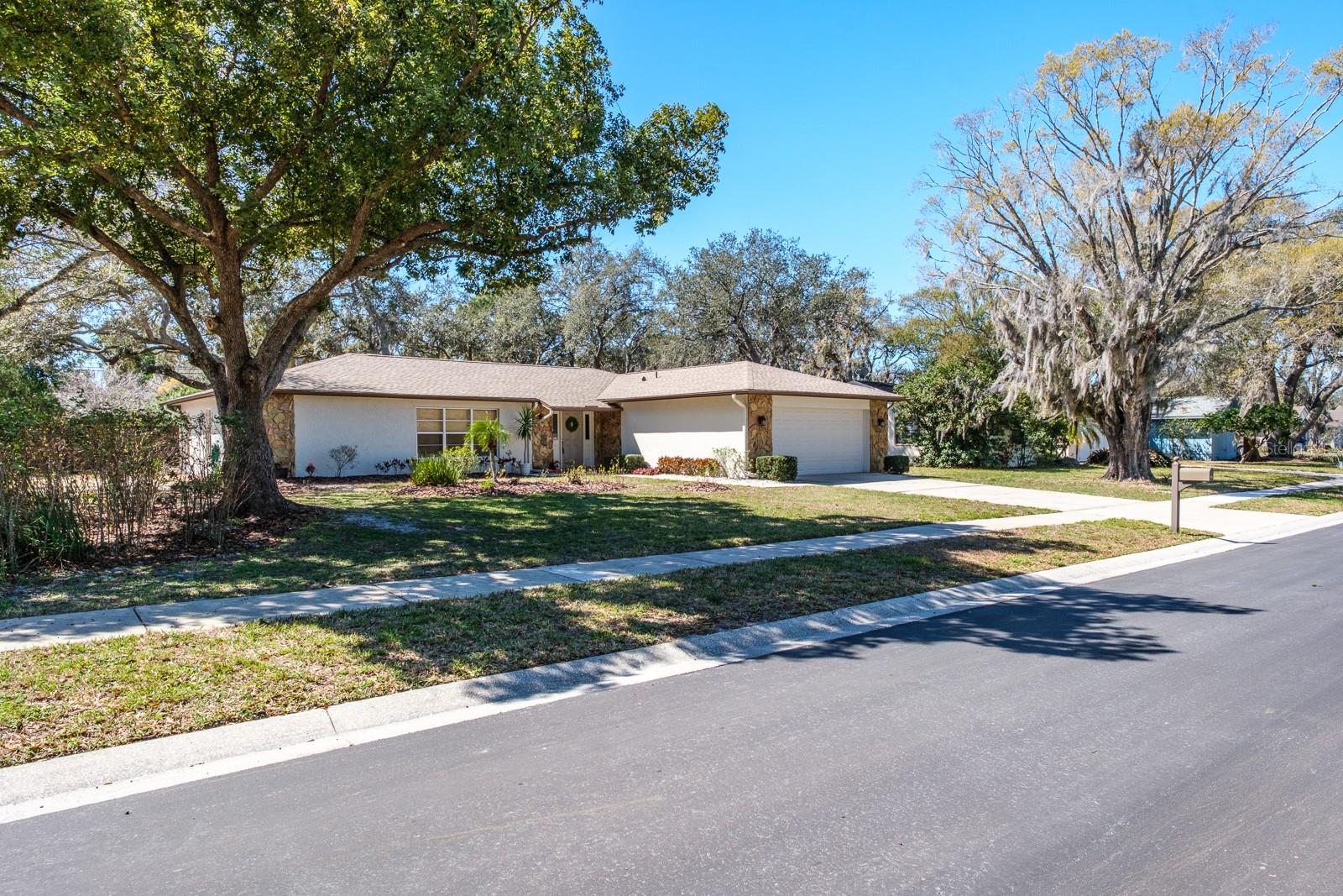 Image 3 of 72 For 2860 Longleaf Lane