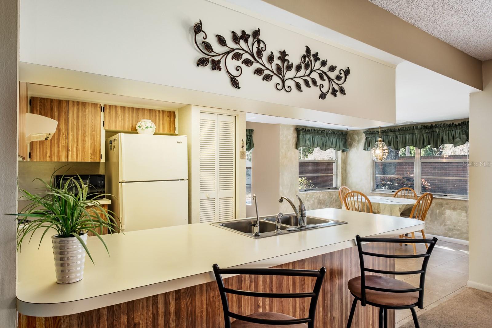 Image 31 of 72 For 2860 Longleaf Lane