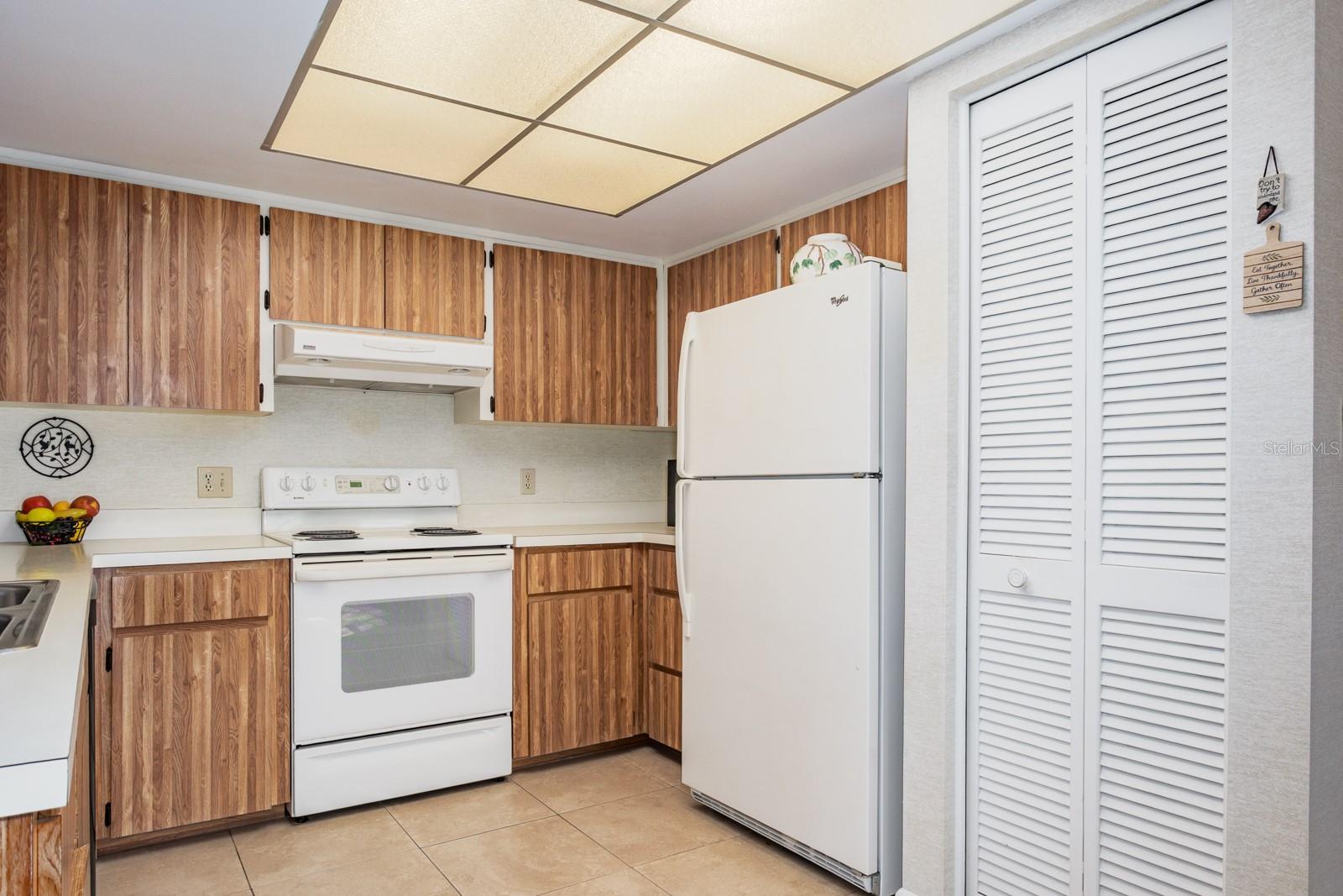 Image 33 of 72 For 2860 Longleaf Lane