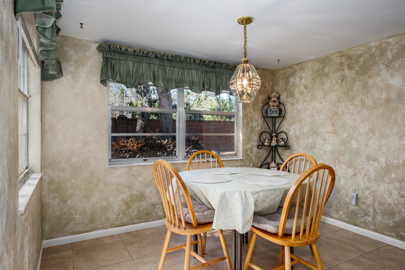 Image 36 of 72 For 2860 Longleaf Lane