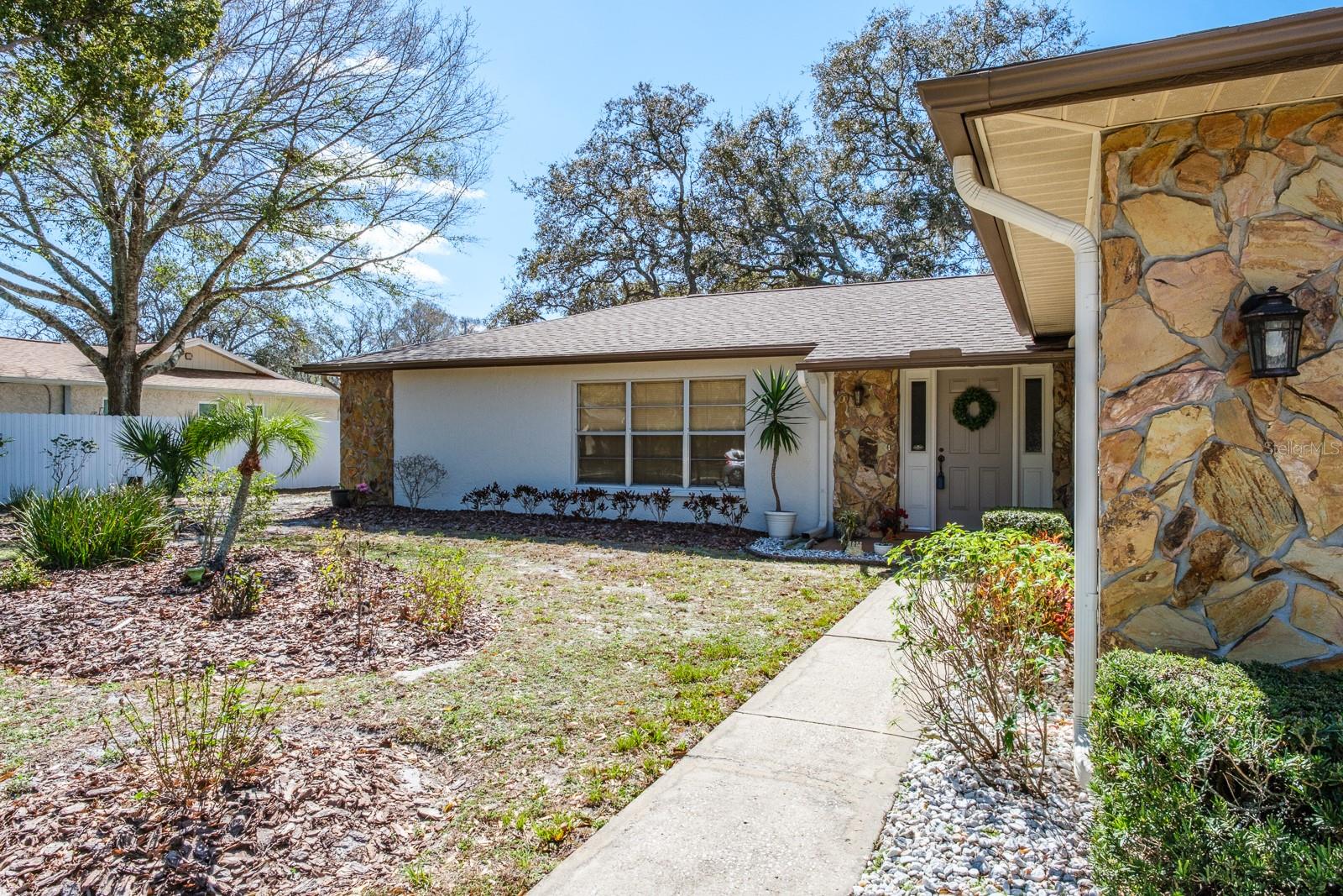 Image 5 of 72 For 2860 Longleaf Lane