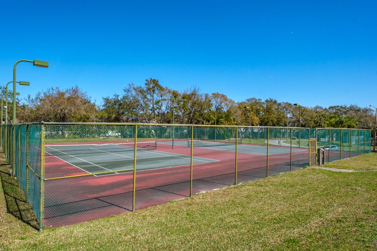 Image 71 of 72 For 2860 Longleaf Lane