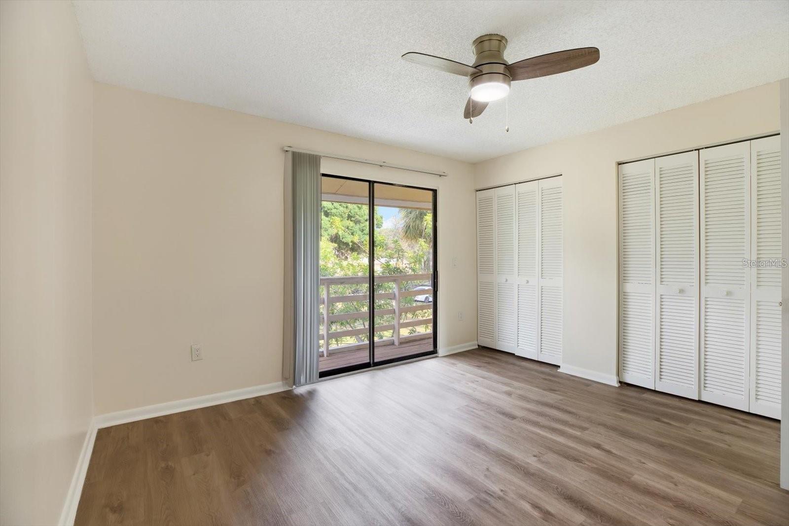 Image 20 of 31 For 22620 Gage Loop 27