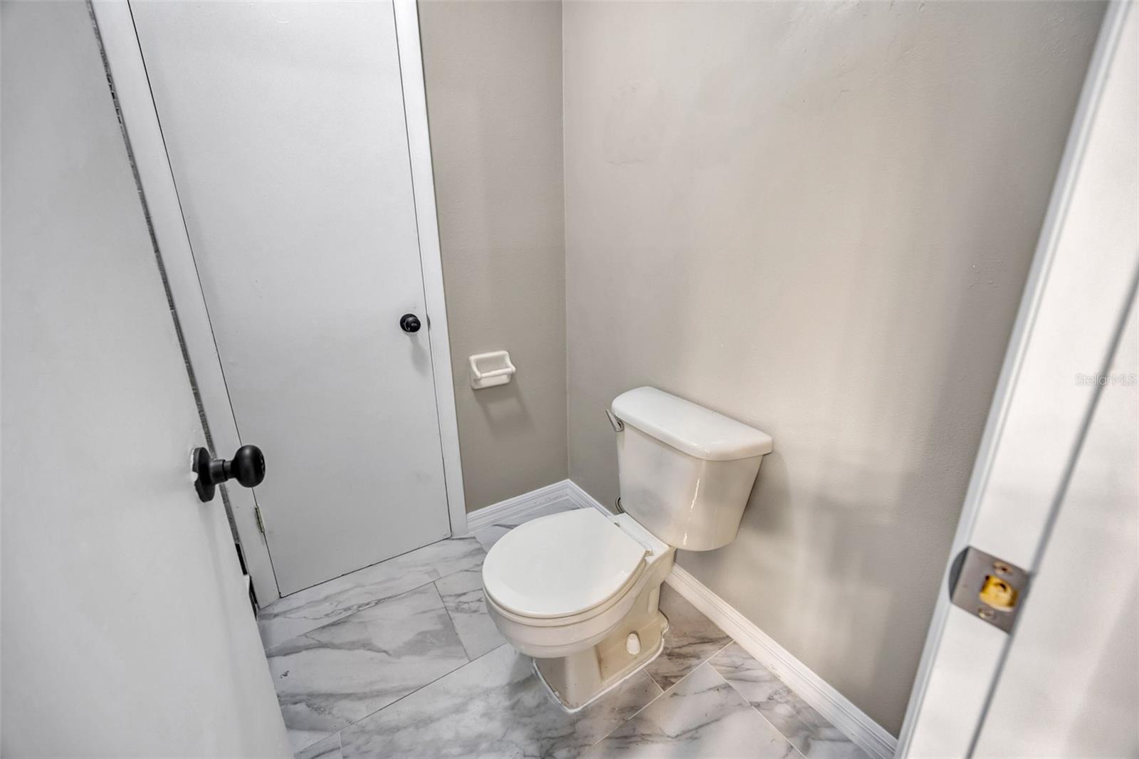 Image 33 of 43 For 9465 Forest Hills Circle