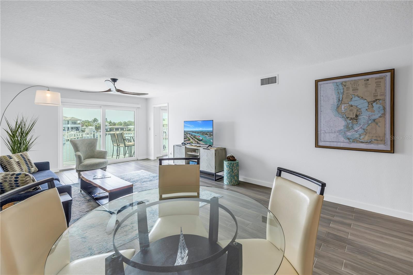 Image 19 of 58 For 340 Pinellas Bayway S 206