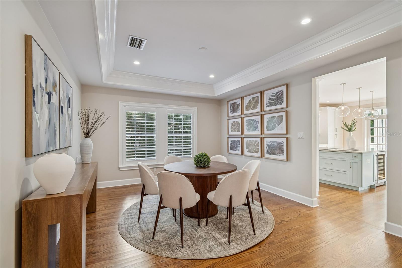 Image 10 of 71 For 5004 Leona Street