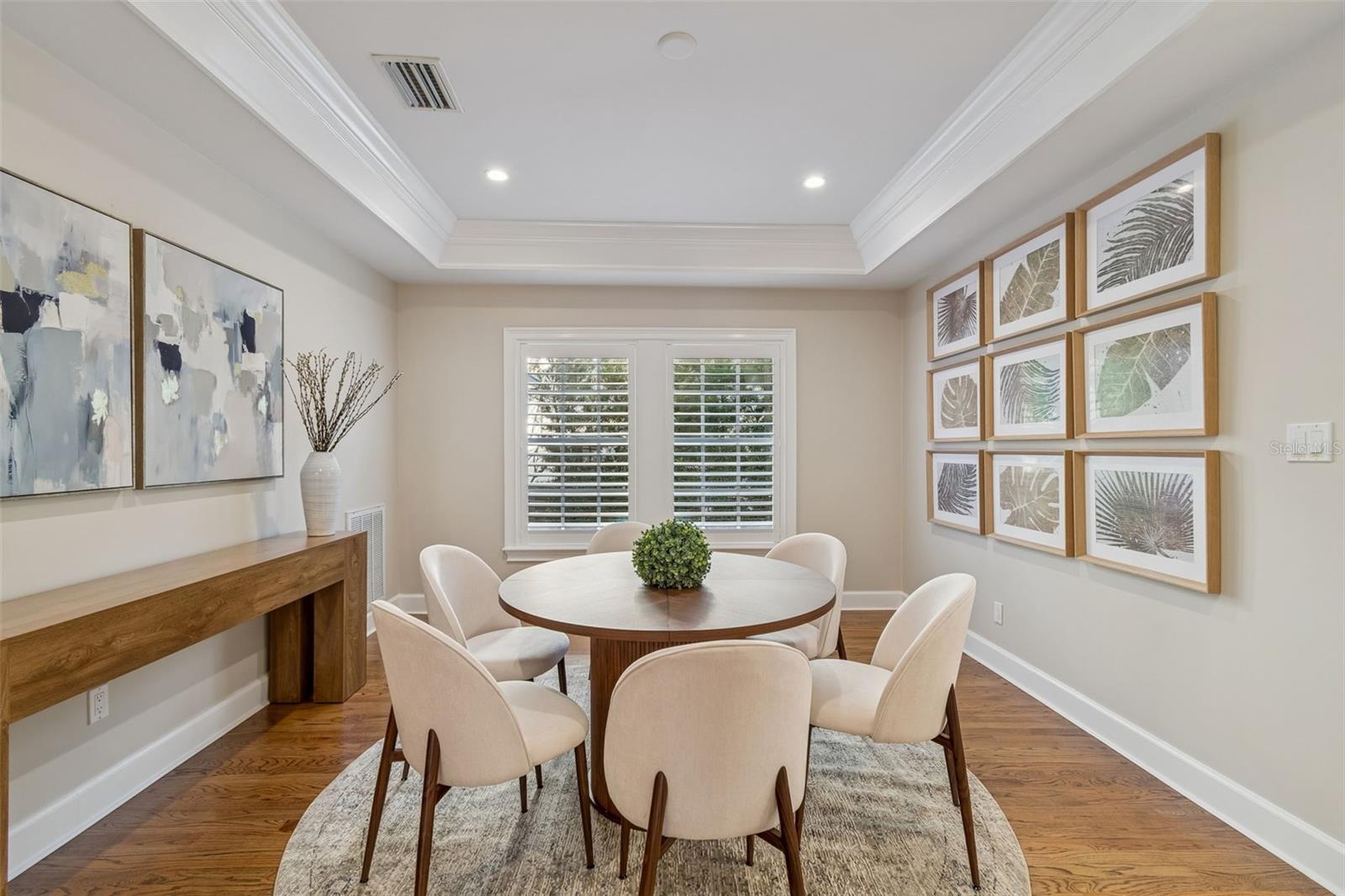 Image 11 of 71 For 5004 Leona Street