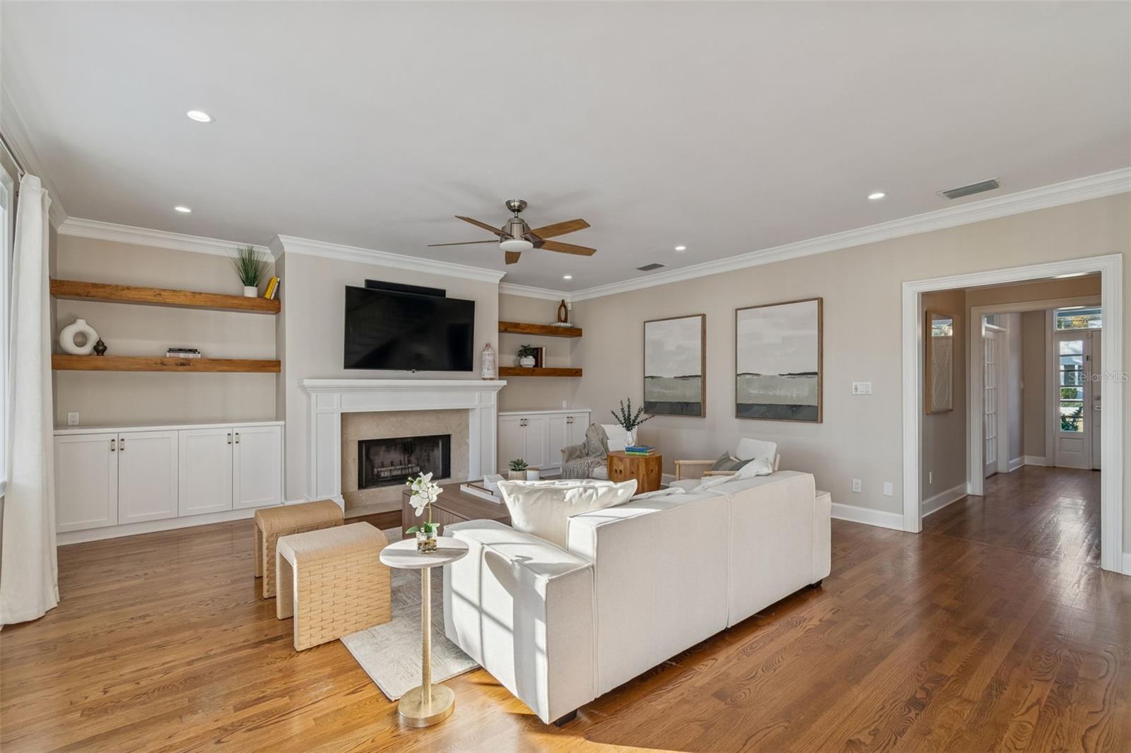 Image 13 of 71 For 5004 Leona Street