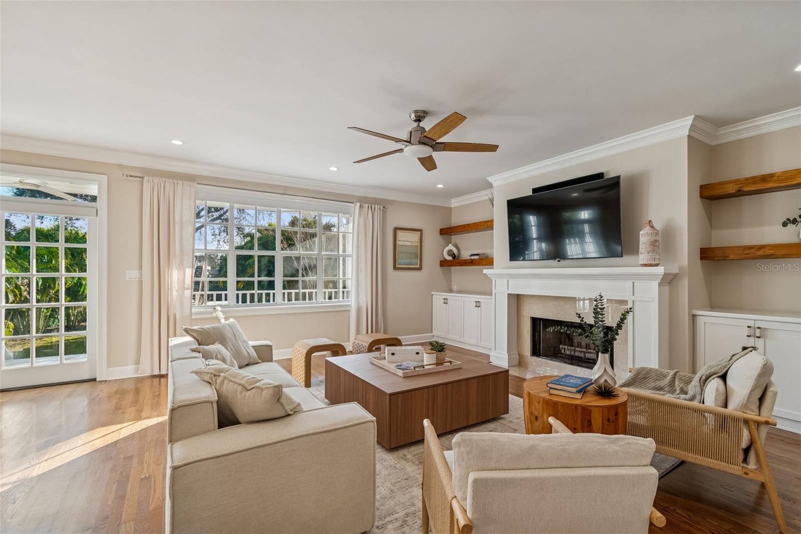 Image 17 of 71 For 5004 Leona Street