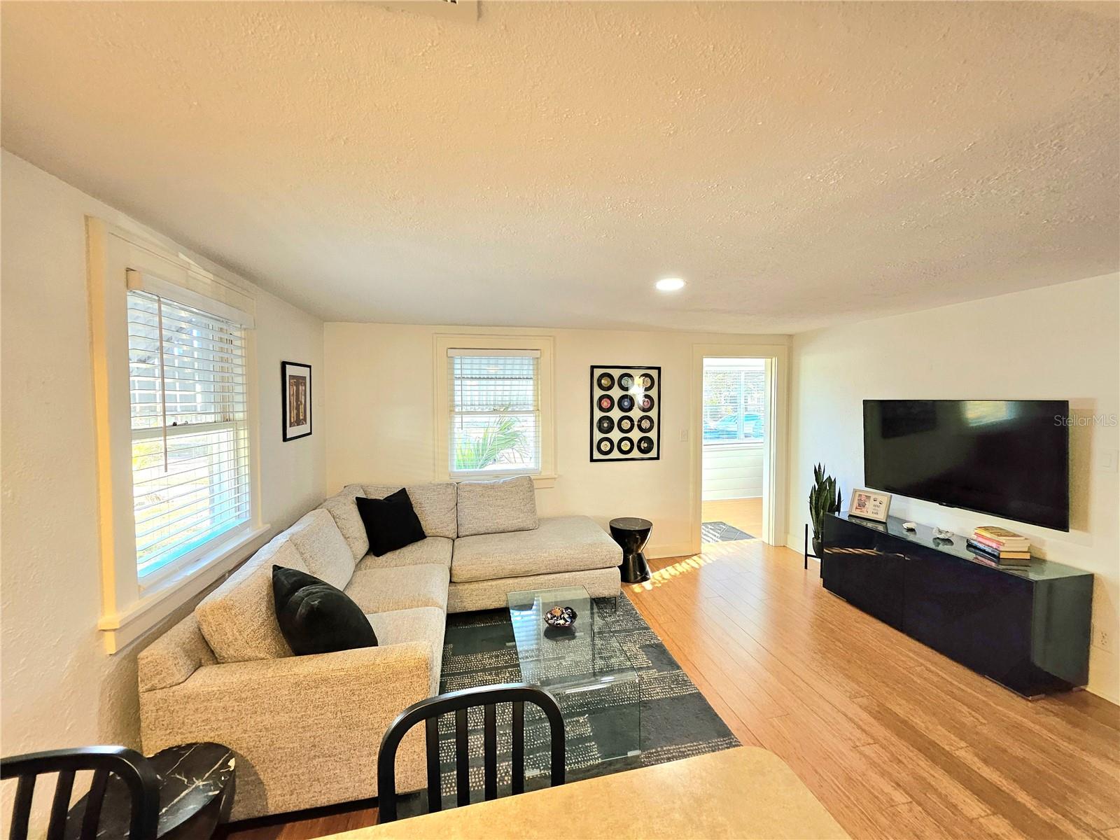 Image 11 of 47 For 3611 4th Avenue N