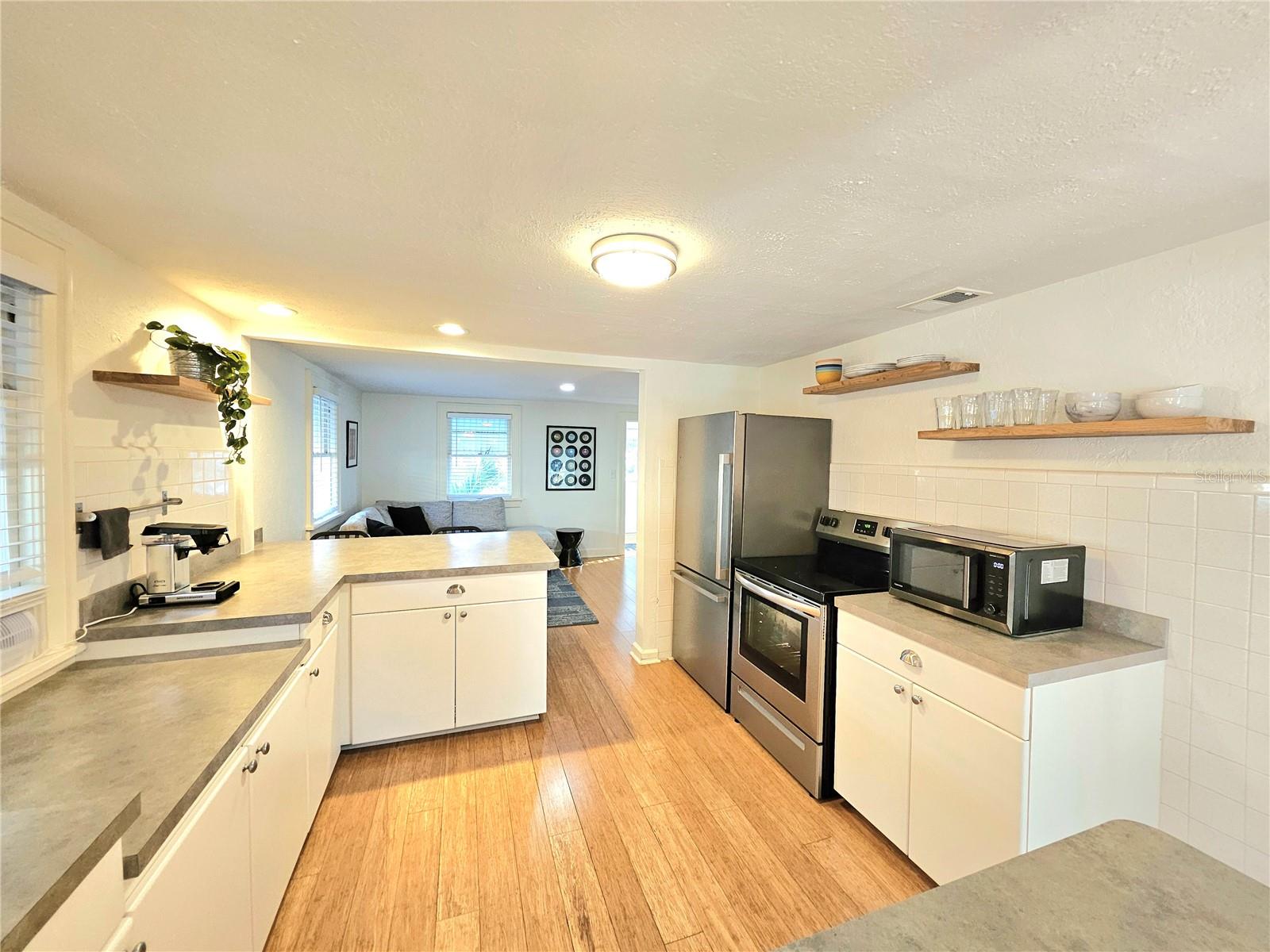 Image 15 of 47 For 3611 4th Avenue N