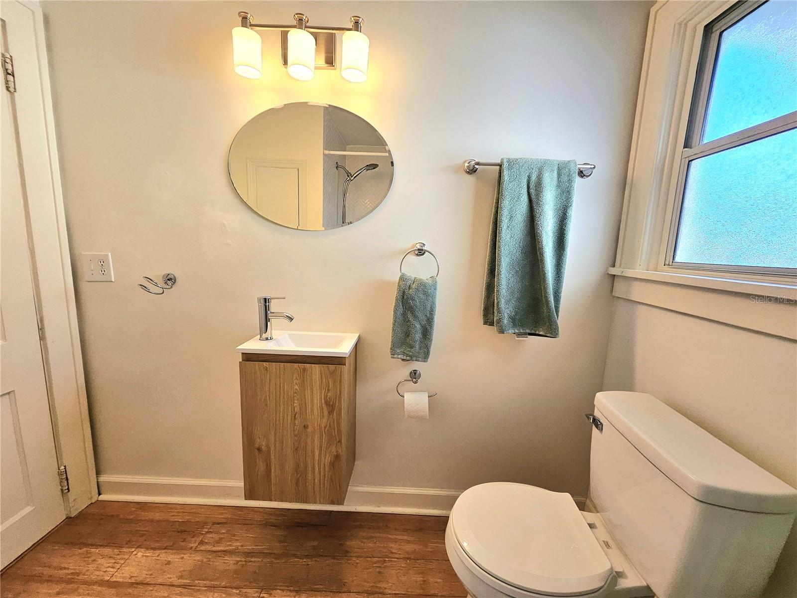 Image 28 of 47 For 3611 4th Avenue N