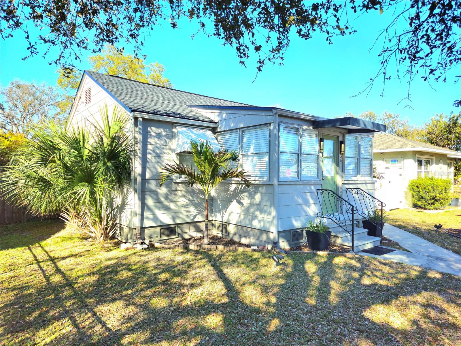 Image 37 of 47 For 3611 4th Avenue N