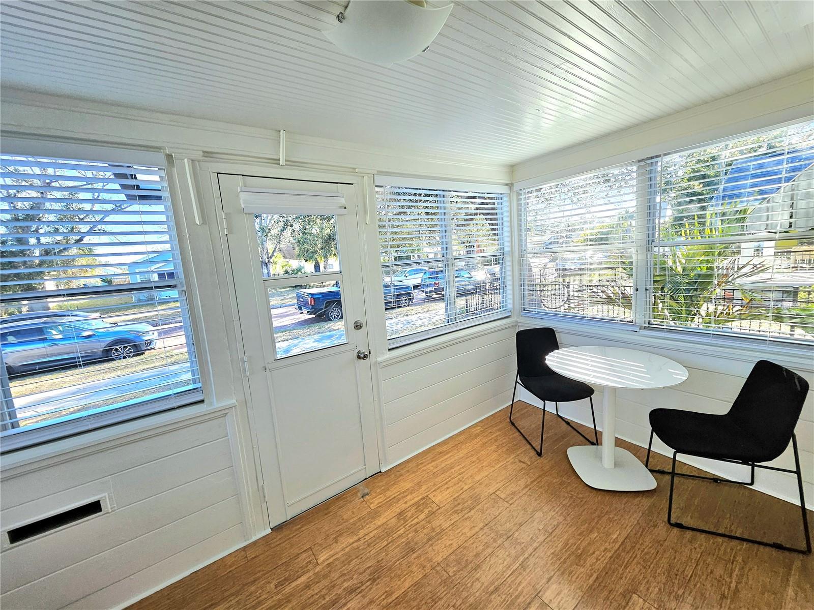 Image 6 of 47 For 3611 4th Avenue N