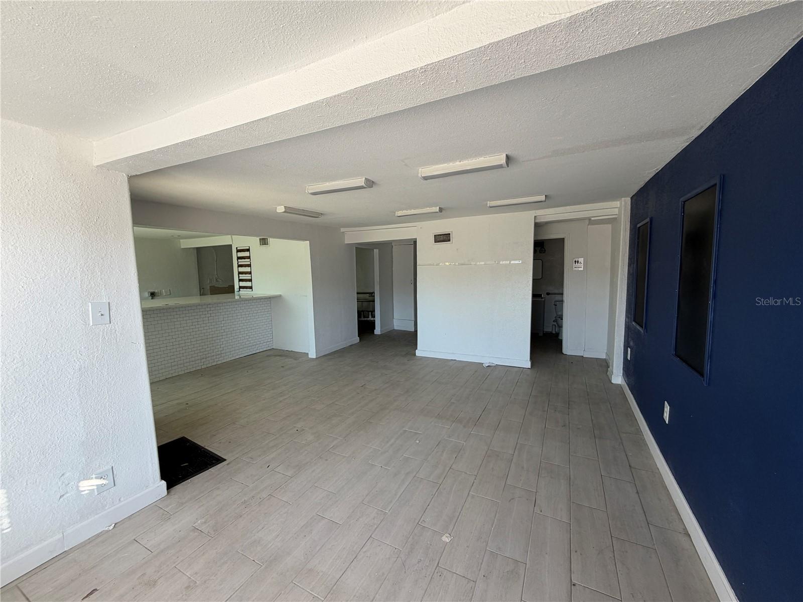 Image 12 of 19 For 4802 Busch Boulevard A