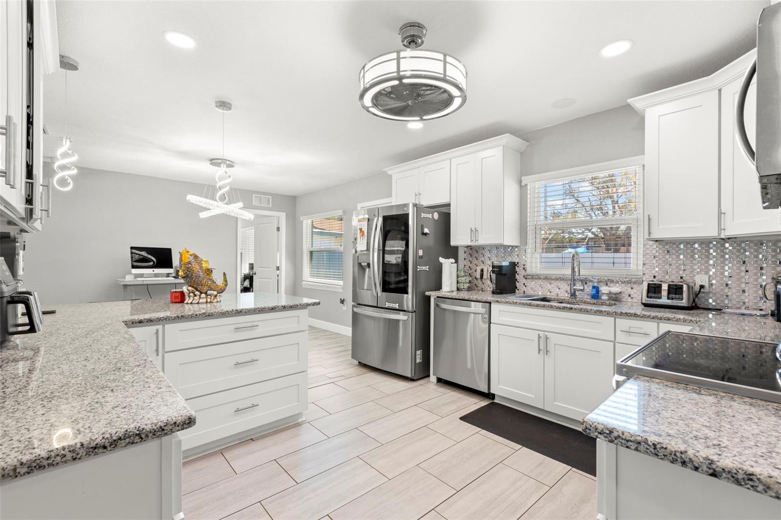 Image 11 of 30 For 1000 59th Avenue S