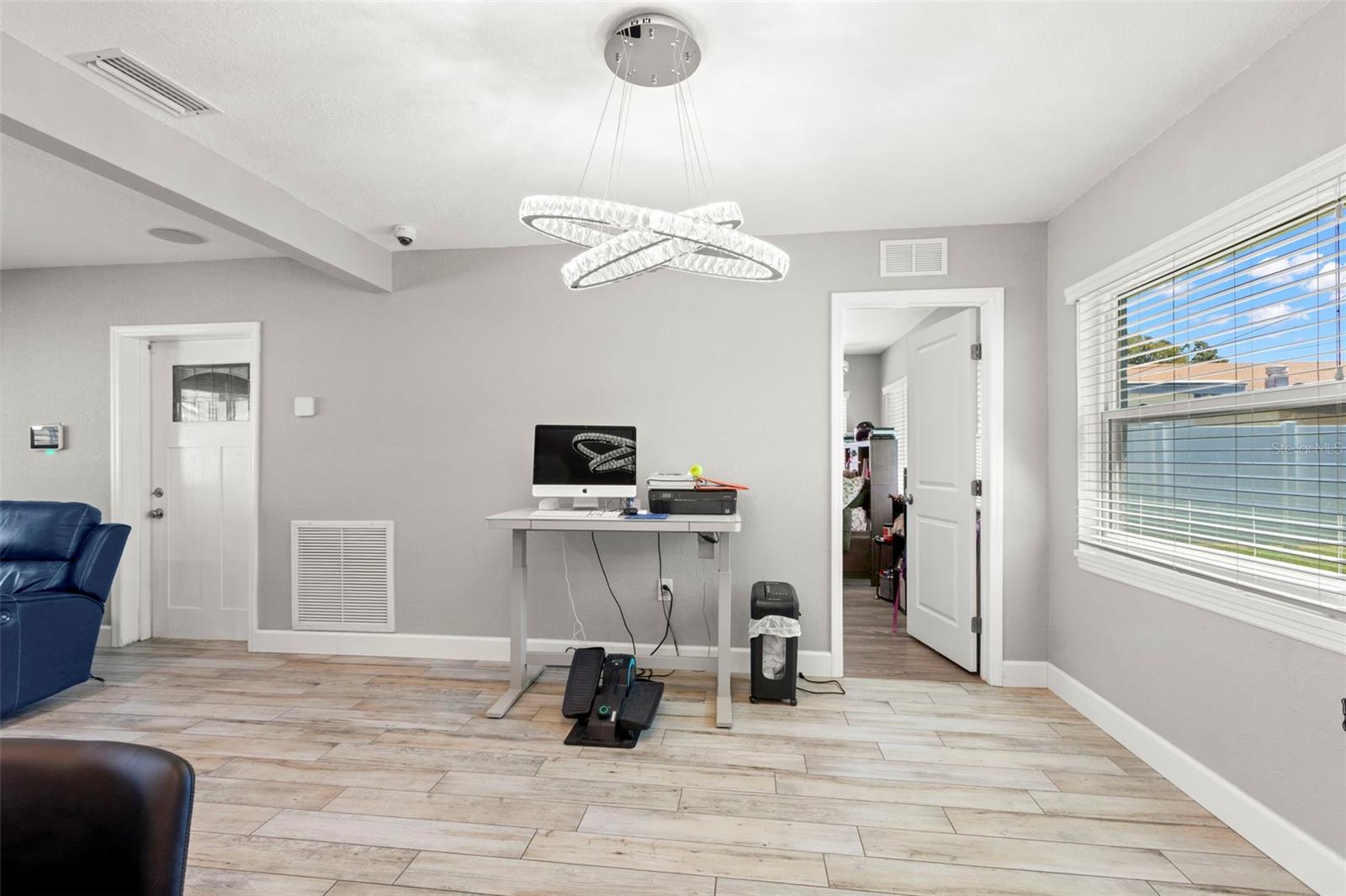 Image 15 of 30 For 1000 59th Avenue S